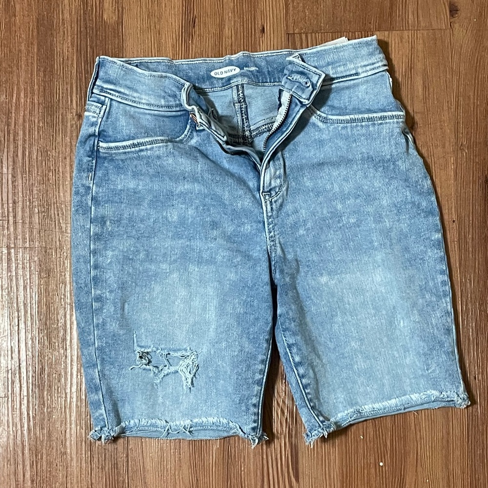 Size 14 Old Navy blue shorts, one hole in right leg